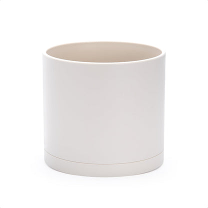 D'vine Dev Plastic Planter Pot with Saucer, 8 in, Black, 74-X-B-1